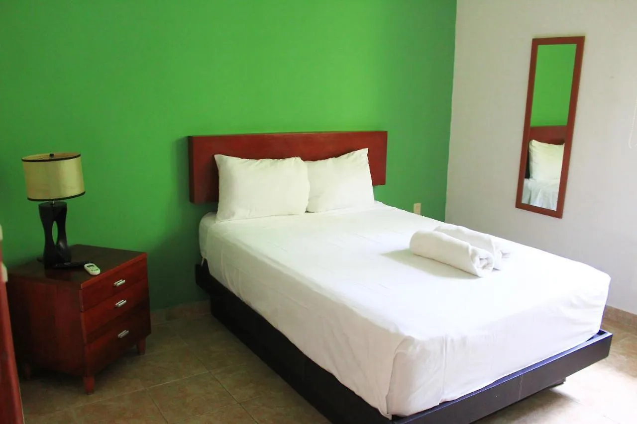 *** Aparthotel Maya Suites By Lhmg Playa del Carmen Mexico