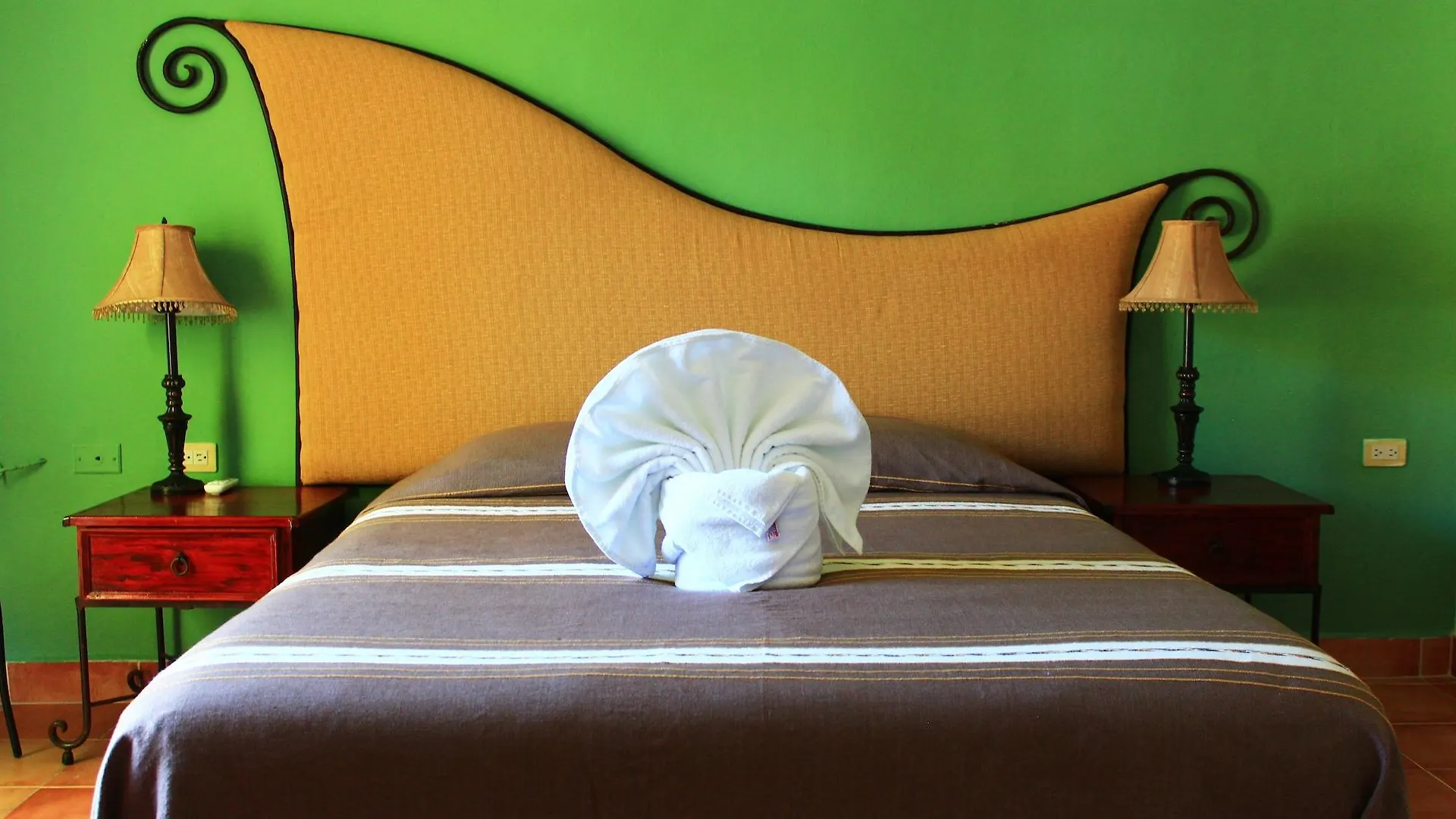 Maya Suites By Lhmg Playa del Carmen 3*,