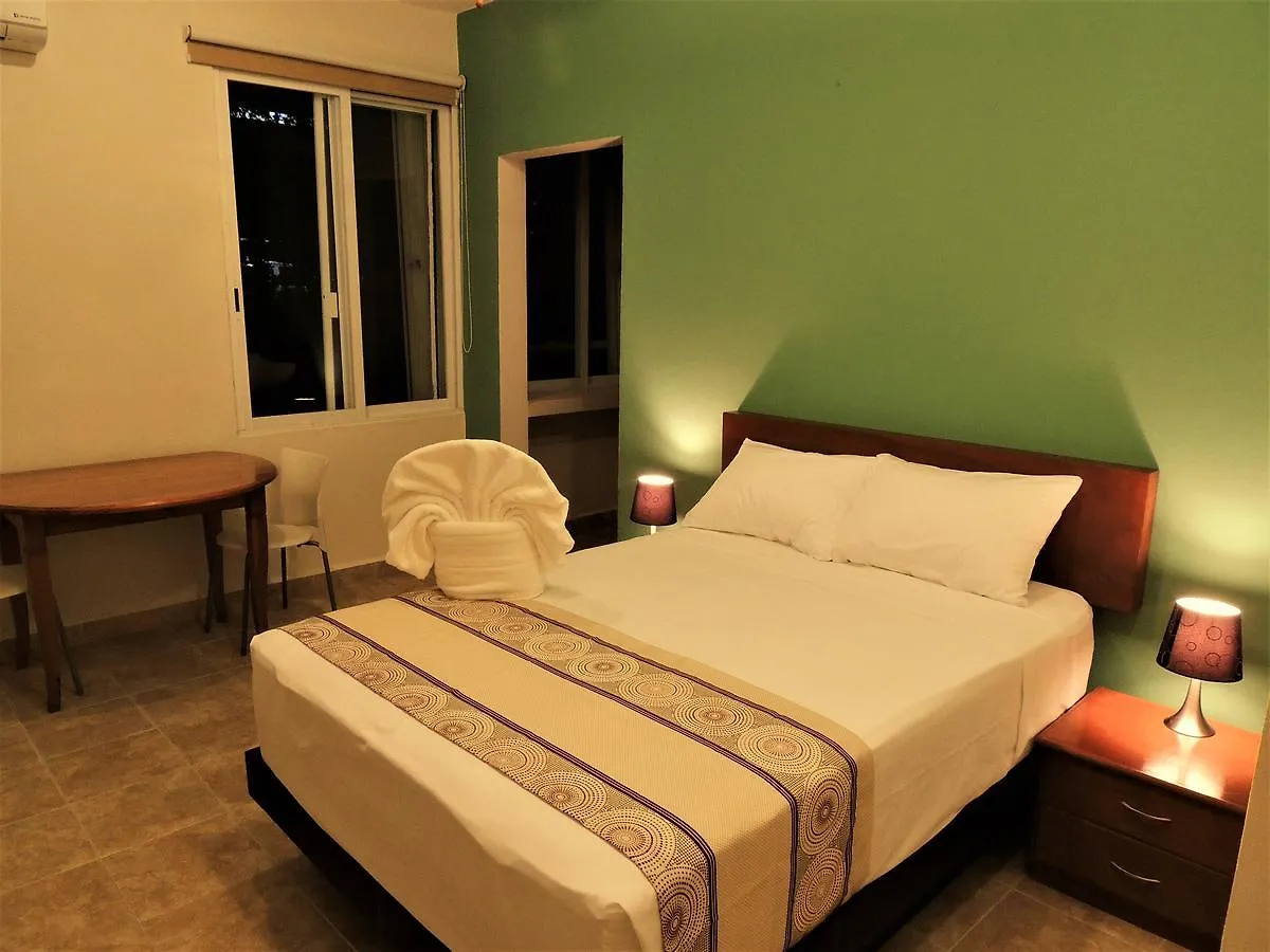 Maya Suites By Lhmg Playa del Carmen 3*,